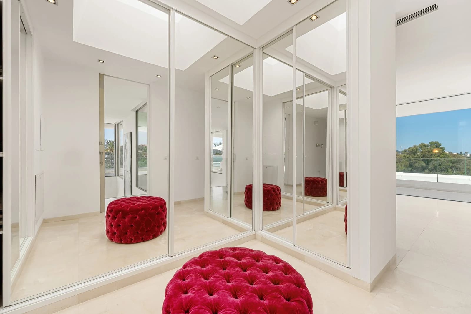 Gallery 7