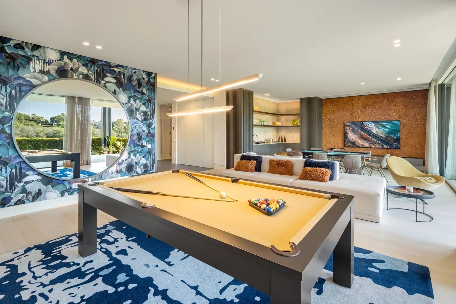 Gallery 10